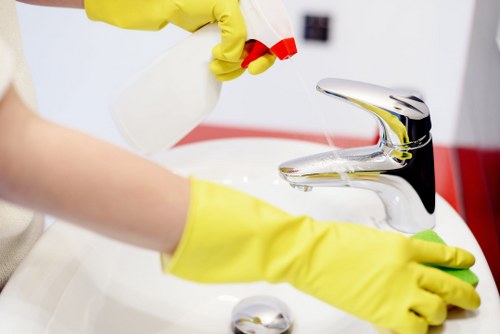 Booking and payment terms for cleaning services
